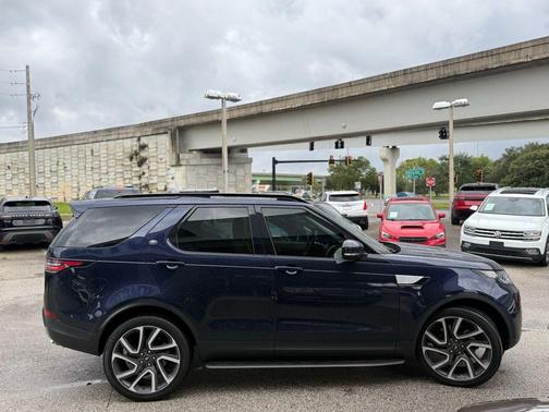 2017 Land Rover Discovery HSE
