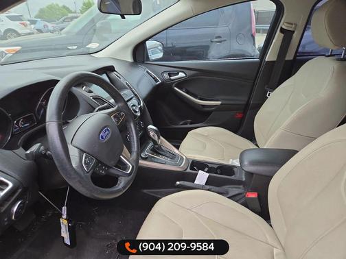 2017 Ford Focus Titanium