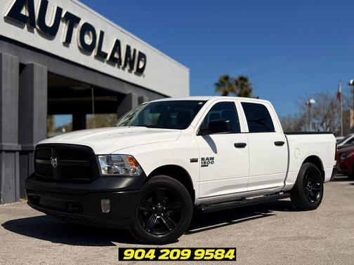 Bright White Clearcoat 2024 RAM 1500 Tradesman