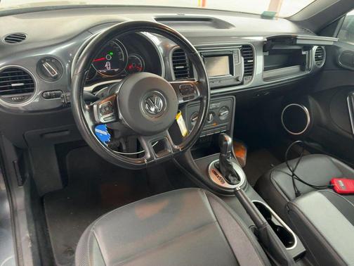 2016 Volkswagen Beetle 1.8T S