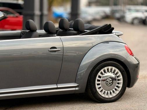 2016 Volkswagen Beetle 1.8T S