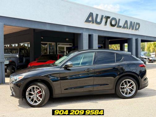Vulcano Black Metallic 2018 Alfa Romeo Stelvio Sport