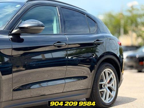 Vulcano Black Metallic 2018 Alfa Romeo Stelvio Sport
