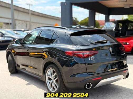 Vulcano Black Metallic 2018 Alfa Romeo Stelvio Sport