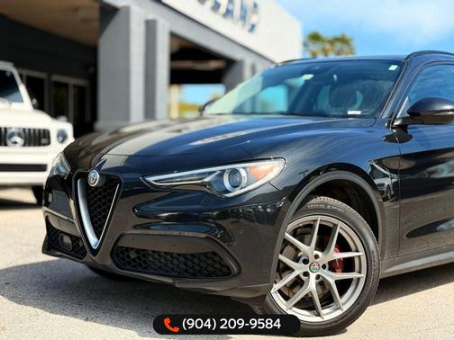 2018 Alfa Romeo Stelvio Sport