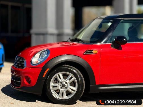 2014 MINI Clubman Cooper