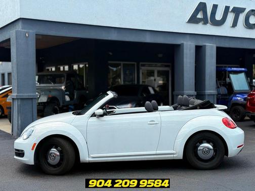 White 2015 Volkswagen Beetle 1.8T