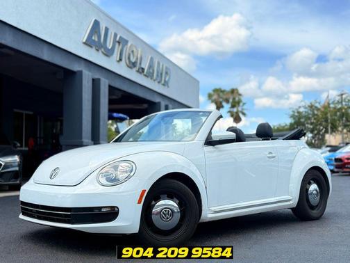 White 2015 Volkswagen Beetle 1.8T