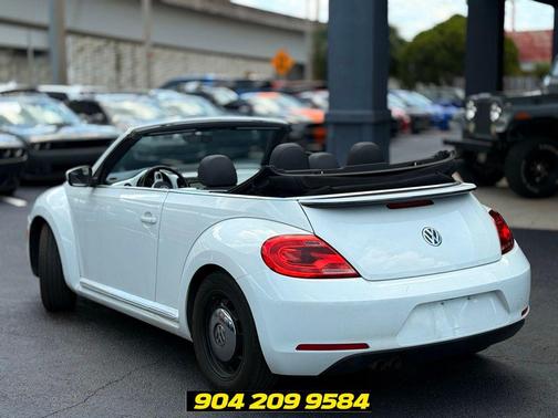 White 2015 Volkswagen Beetle 1.8T
