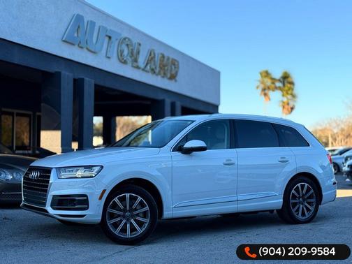 2019 Audi Q7 45 Premium Plus