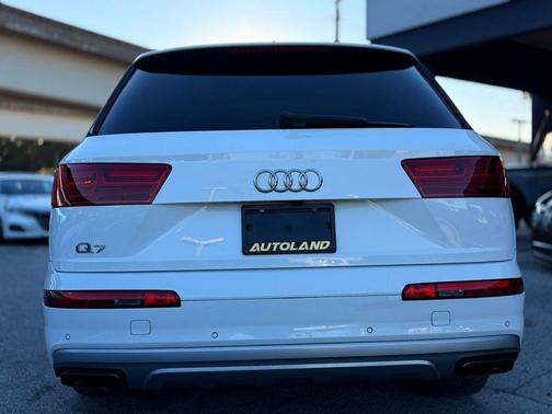 2019 Audi Q7 45 Premium Plus
