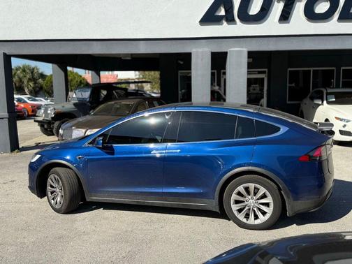 2020 Tesla Model X Long Range Dual Motor All-Wheel Drive