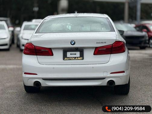 2017 BMW 530 530i