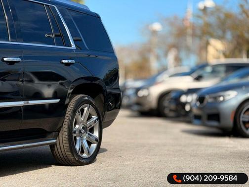 2019 Cadillac Escalade Luxury