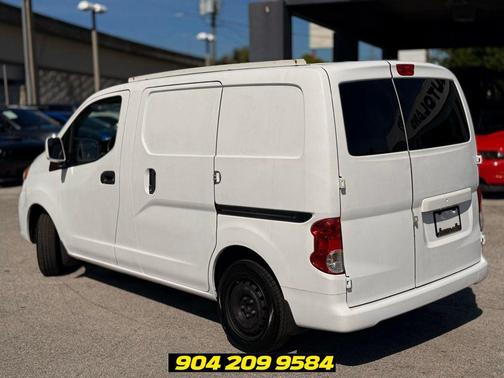 Fresh Powder 2014 Nissan NV200 SV