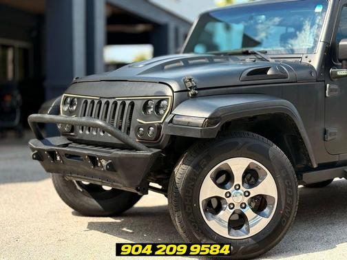 Rhino Clearcoat 2017 Jeep Wrangler Unlimited Sahara