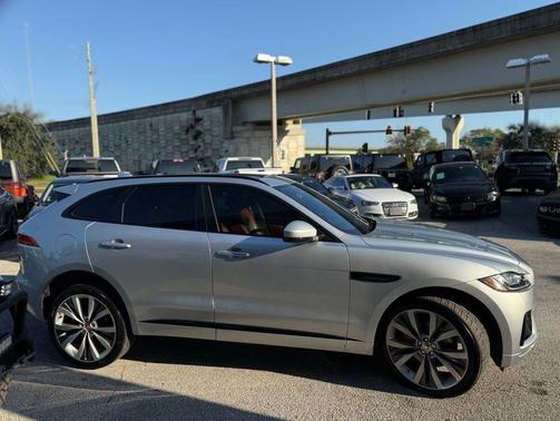 2019 Jaguar F-PACE S
