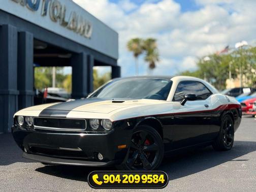 Black 2013 Dodge Challenger R/T