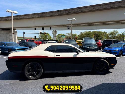 Black 2013 Dodge Challenger R/T