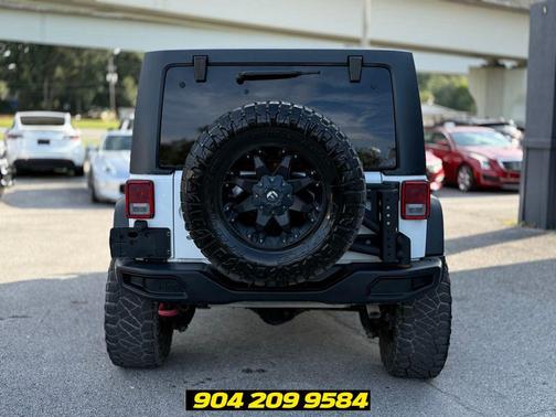 Bright White Clearcoat 2016 Jeep Wrangler Unlimited Rubicon