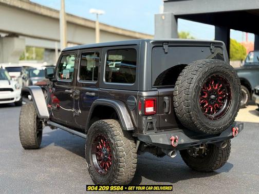 Granite Crystal Metallic Clearcoat 2020 Jeep Wrangler Unlimited Rubicon