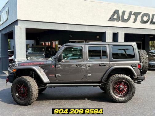 Granite Crystal Metallic Clearcoat 2020 Jeep Wrangler Unlimited Rubicon