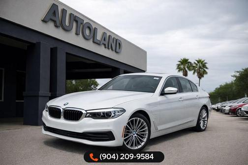 Alpine White 2018 BMW 530e iPerformance