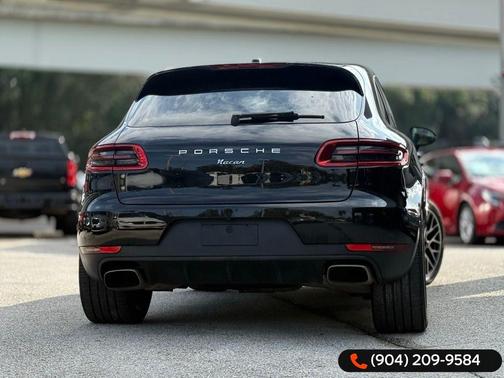 2018 Porsche Macan Base