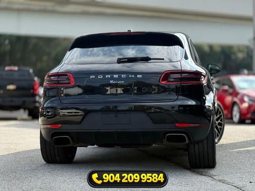 Black 2018 Porsche Macan Macan