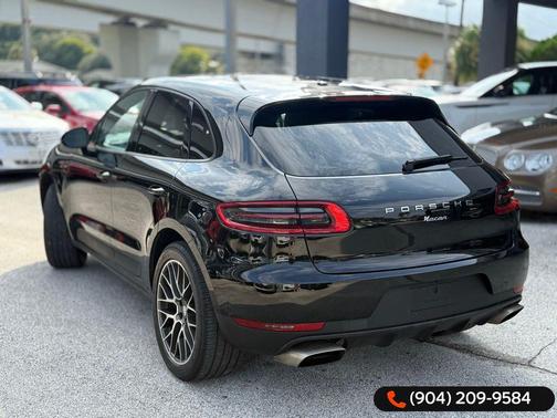 2018 Porsche Macan Base