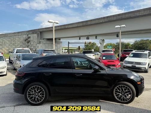 Black 2018 Porsche Macan Macan
