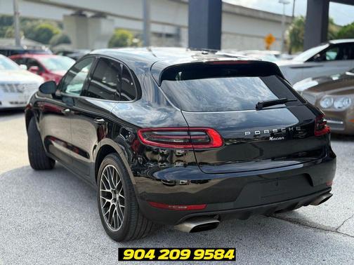 Black 2018 Porsche Macan Macan