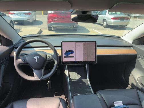 2020 Tesla Model 3 Long Range