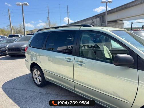 2007 Toyota Sienna CE