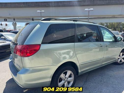 Silver Pine Mica 2007 Toyota Sienna CE