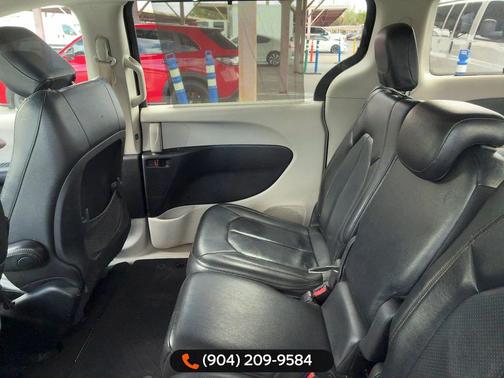 2019 Chrysler Pacifica Touring L