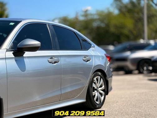 Lunar Silver Metallic 2023 Honda Civic LX