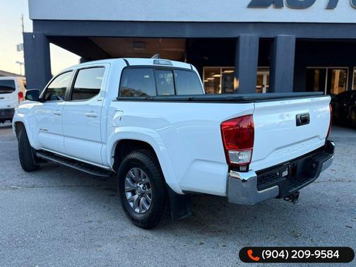 2017 Toyota Tacoma SR5