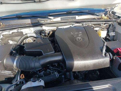 2017 Toyota Tacoma SR5