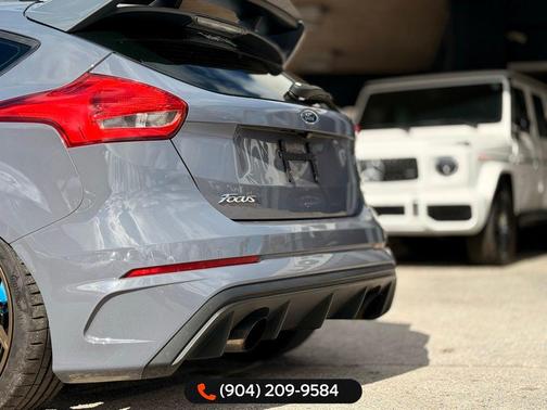 2017 Ford Focus RS Base