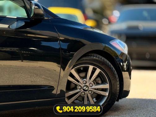 Phantom Black 2018 Hyundai ELANTRA SEL