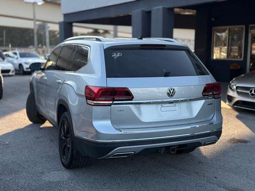2019 Volkswagen Atlas 3.6L SEL Premium