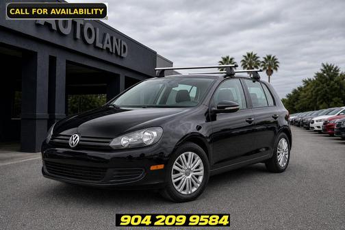 Black 2013 Volkswagen Golf 2.5L