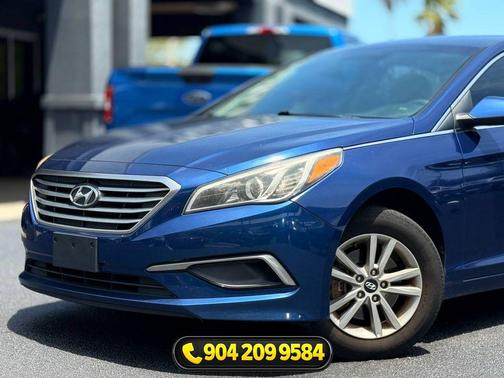 Lakeside Blue 2017 Hyundai SONATA SE