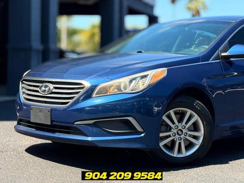 Lakeside Blue 2017 Hyundai SONATA SE