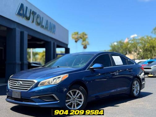 Lakeside Blue 2017 Hyundai SONATA SE