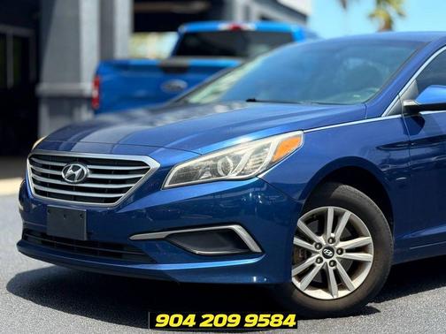 Lakeside Blue 2017 Hyundai SONATA SE