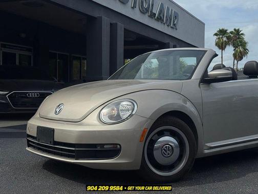 Moonrock Silver Metallic 2013 Volkswagen Beetle 2.5L
