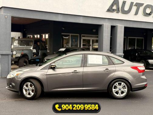 Sterling Gray Metallic 2014 Ford Focus SE