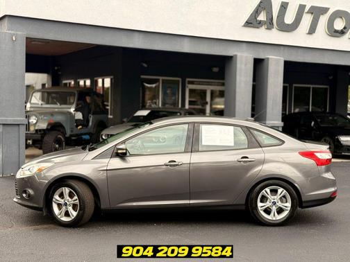 Sterling Gray Metallic 2014 Ford Focus SE